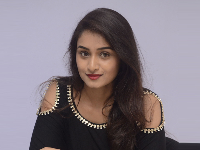Kiran Chetwani Black Dress Photos